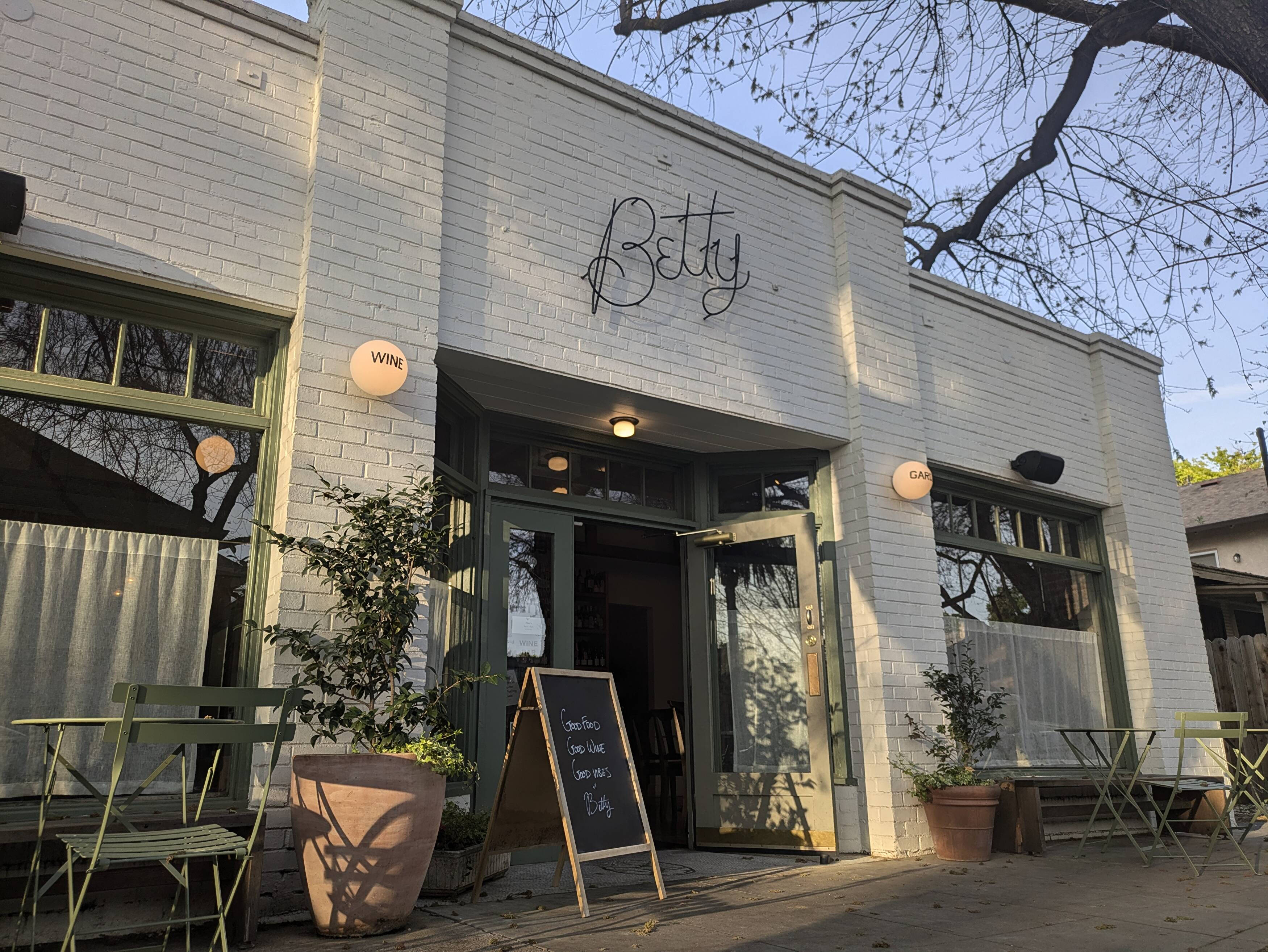 Betty Wine Bar & Bottle Shop photo